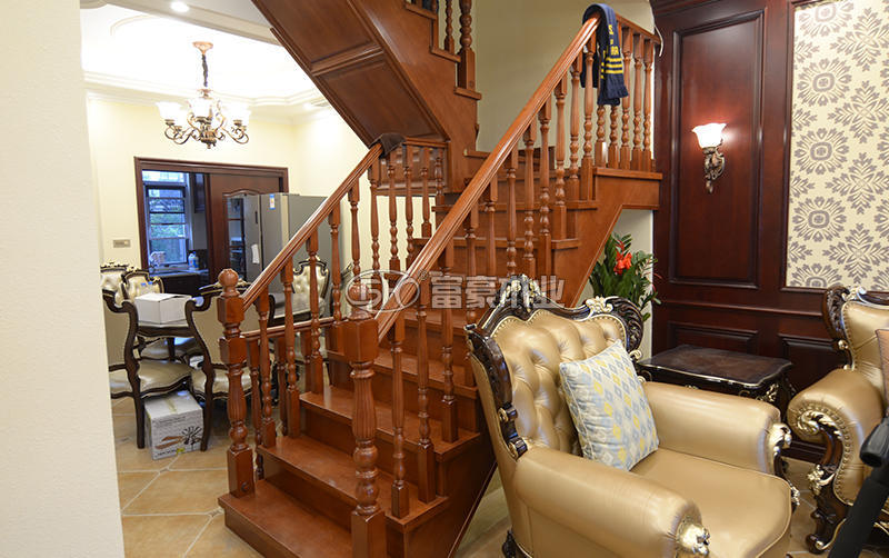富豪樓梯櫸木拉線整體樓梯