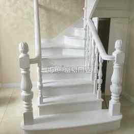 白色櫸木實木樓梯