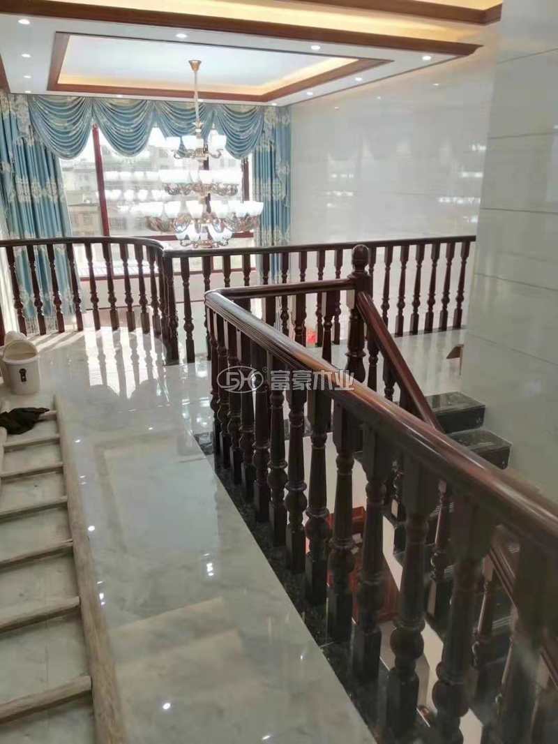 富豪樓梯別墅樓梯扶手